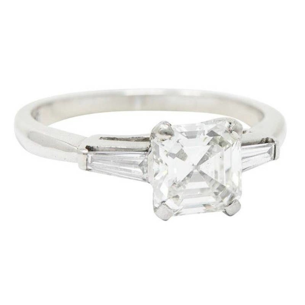 925 Sterling Silver Square Cut CZ Ring Size 9
